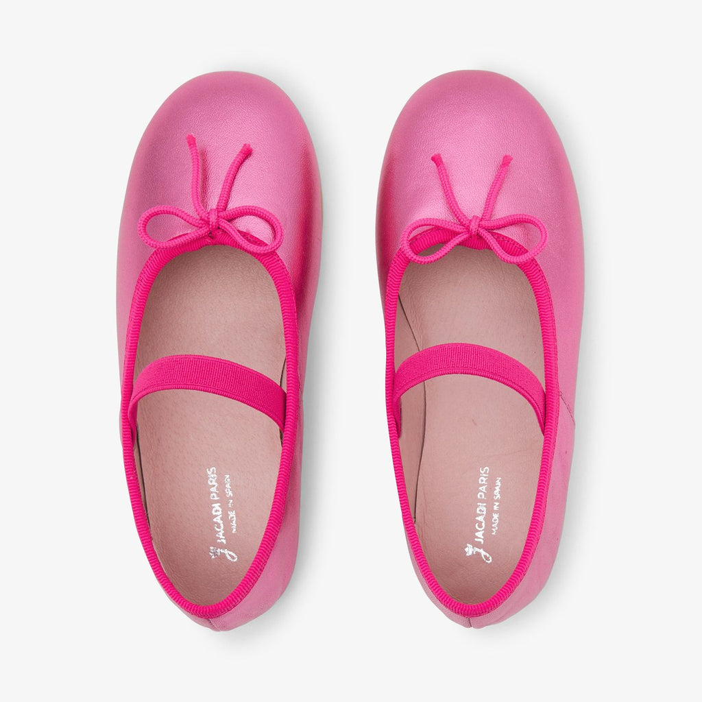 Girl ballerinas