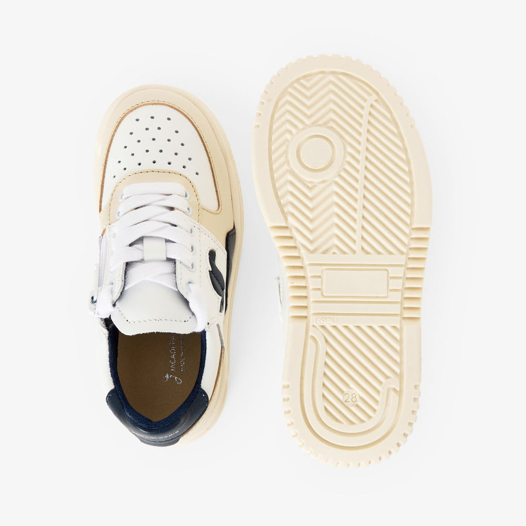 Sneakers in Leather Boy - White/Light Blue
