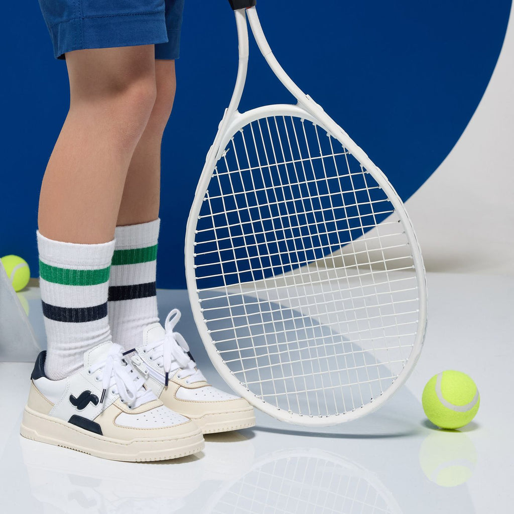 Sneakers in Leather Boy - White/Light Blue