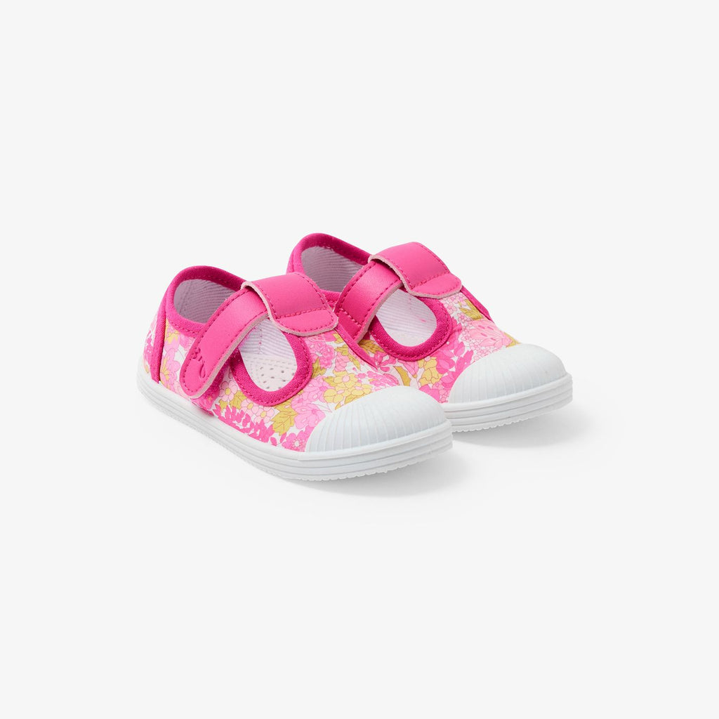 Baby girl canvas sandals