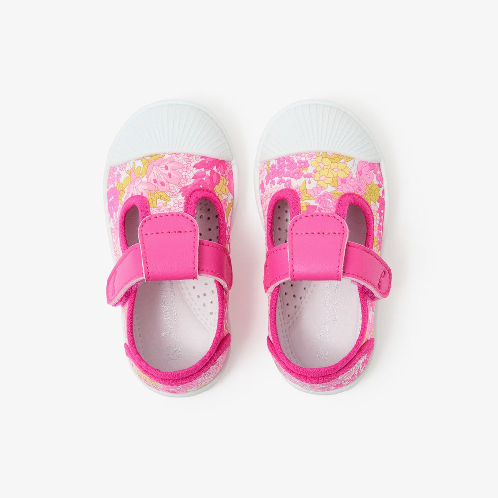 Baby girl canvas sandals