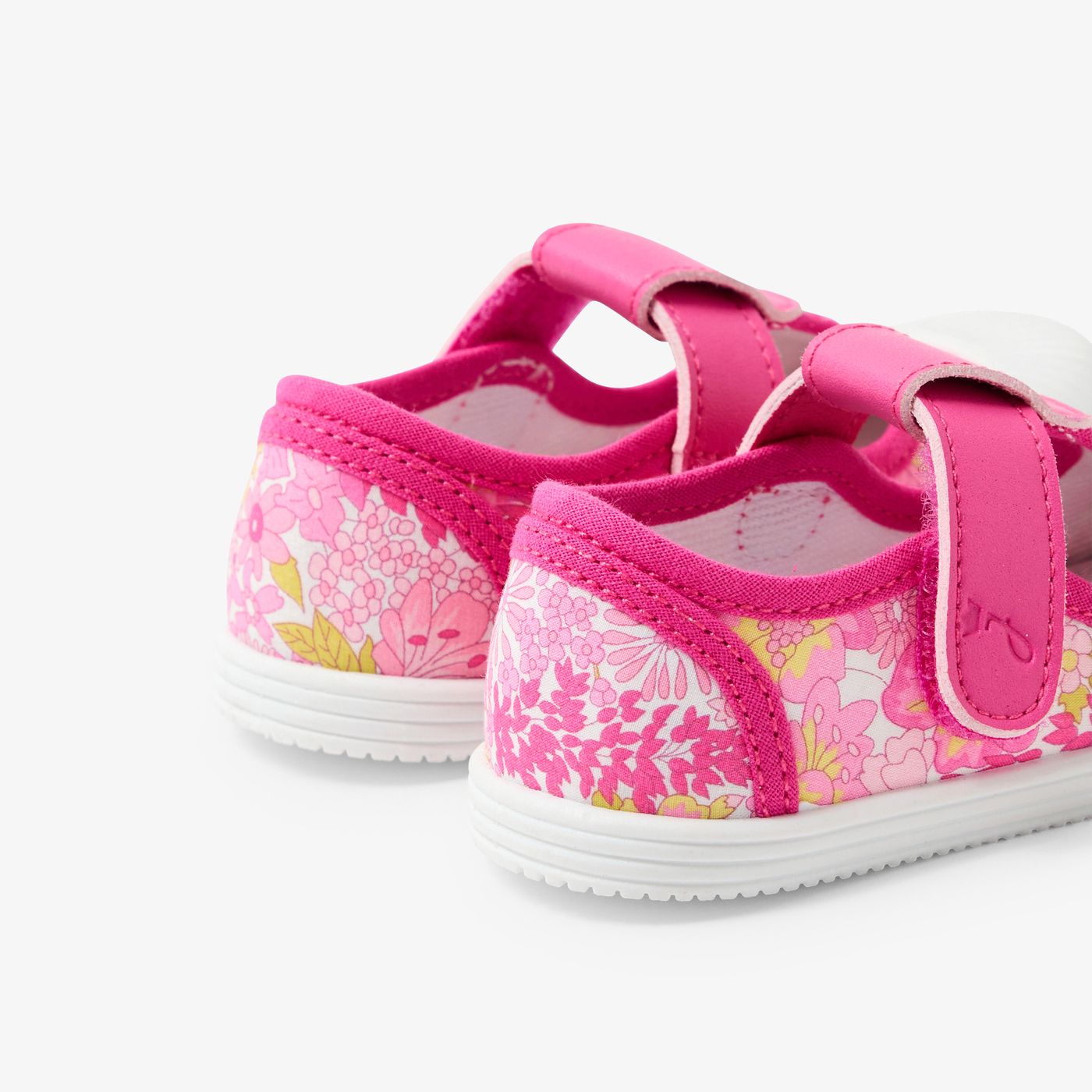 Baby girl canvas sandals