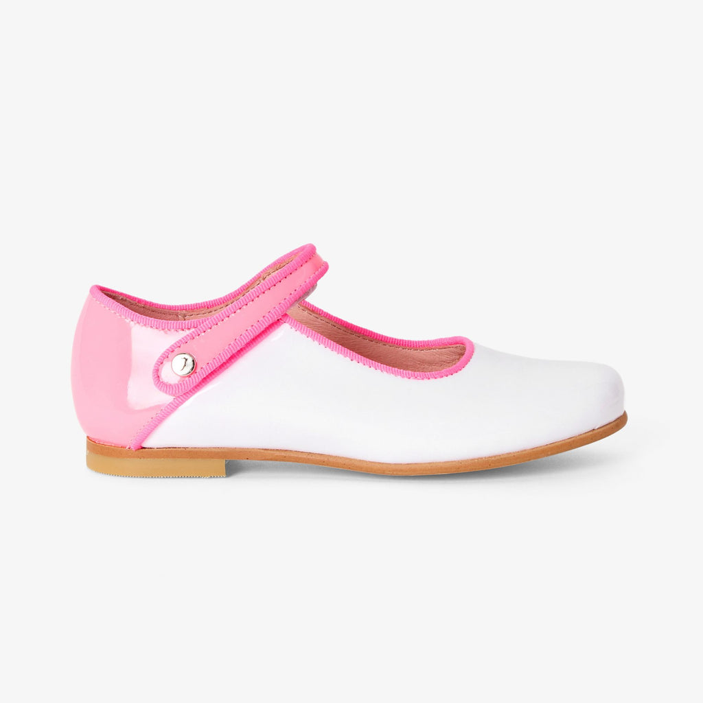 Mary Janes in Patent Leather Girl - White/Pink