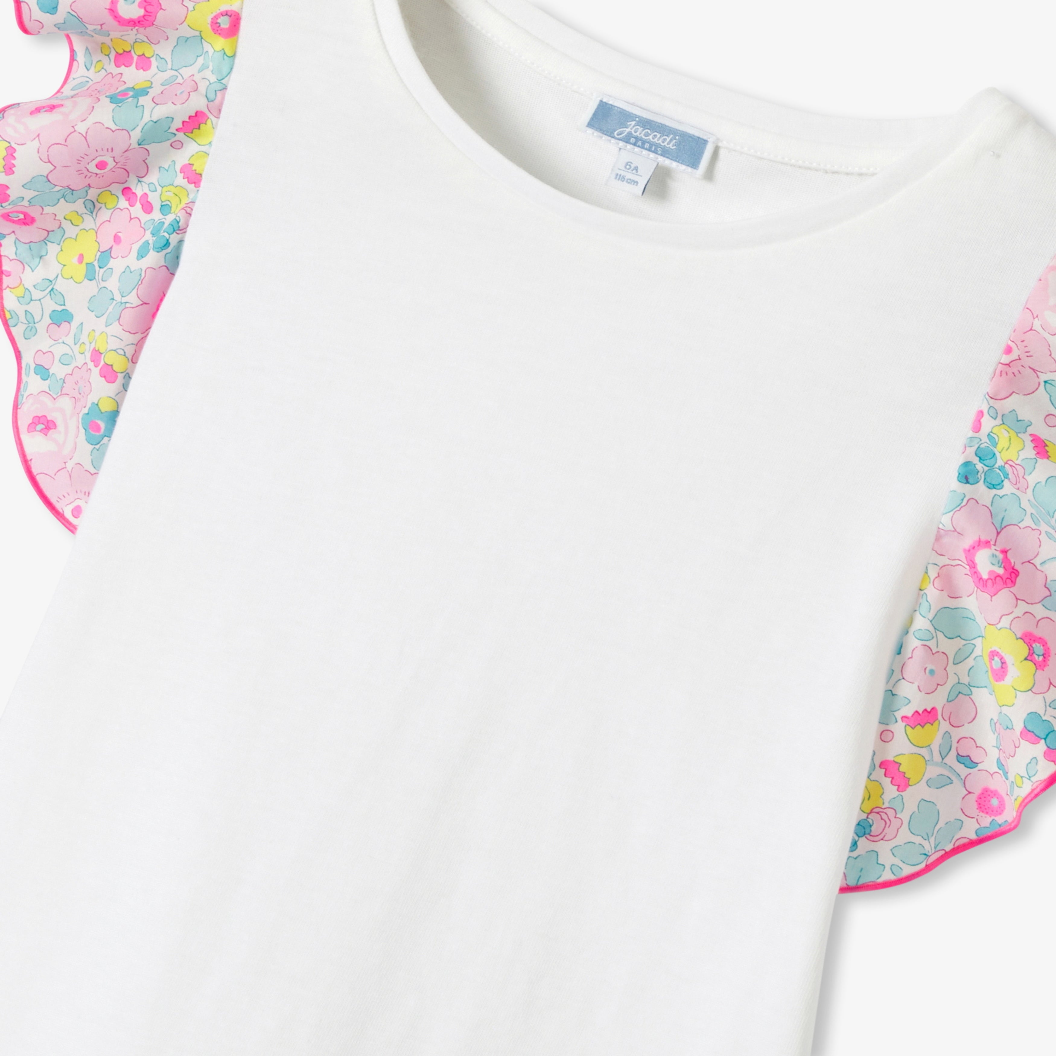 Girl T-shirt with ruffled sleeves