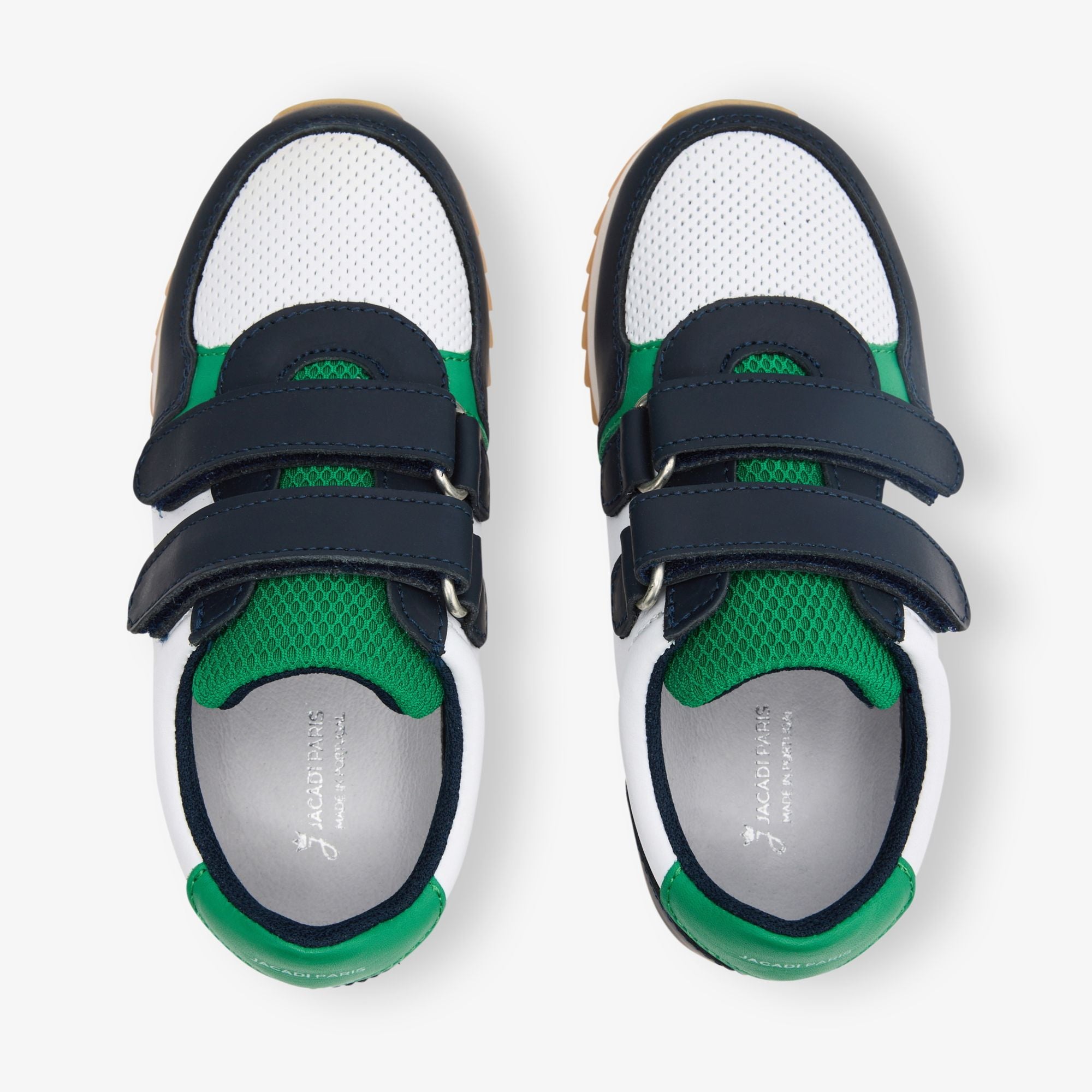 Child running-style trainers